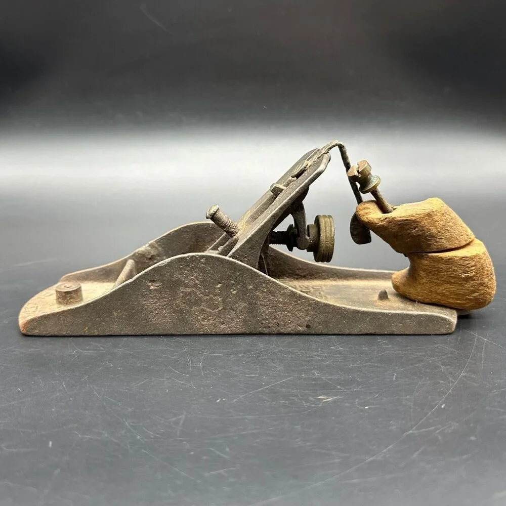 Antique Bailey No 4 Wood Plane Smoothing Hand Tool Manual Rustic 1910 READ - Picture 4 of 13